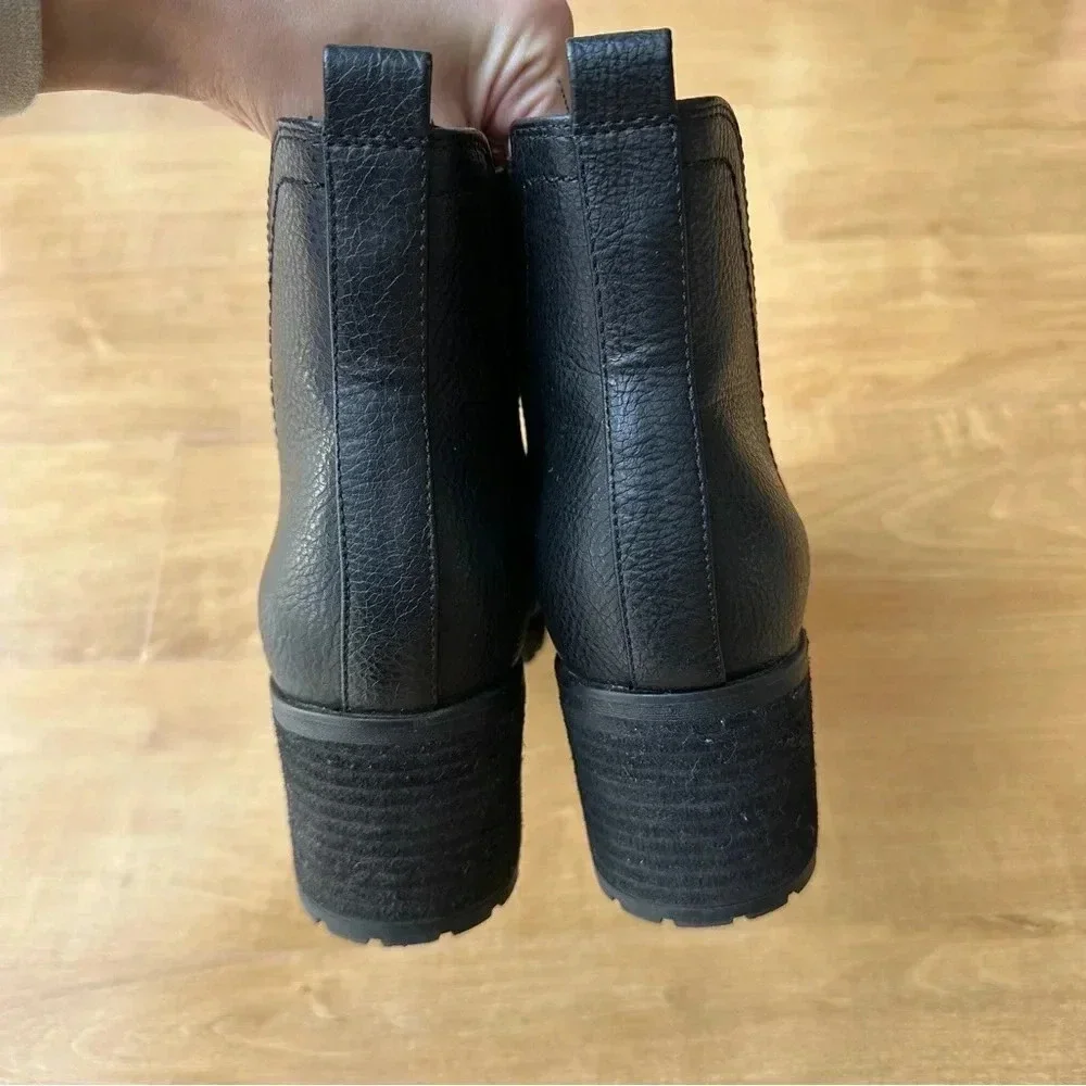 Mia Jody Chelsea Boot, Black, Women’s Heeled Leather Booties, Size 9M